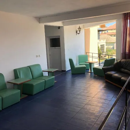 Guest house Vila Pinica *